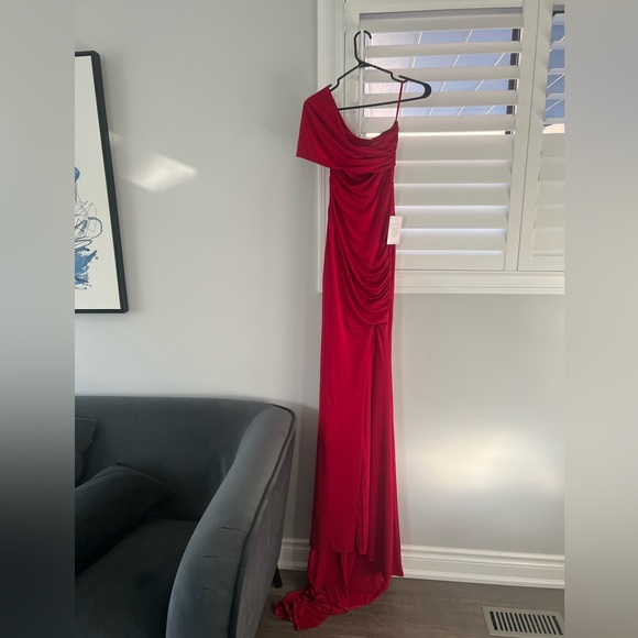 Brand NWT Designer Formal/Holiday/Wedding Guest Dress RED - Picture 4 of 9